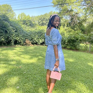 Meet your Posher, Sydnee